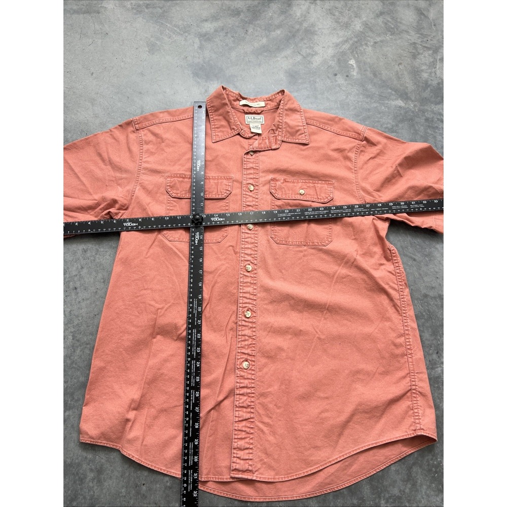 L.L. Bean Mens Traditional Fit Pink Peach Large Short Sleeved Button Down Shirt - Picture 3 of 5